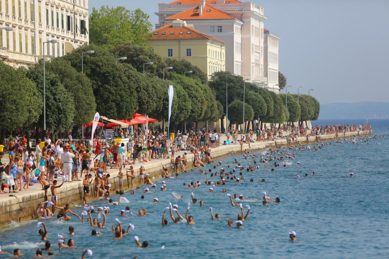 City Marine Luxury Apartments Zadar Bagian luar foto