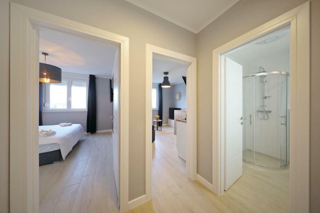 City Marine Luxury Apartments Zadar Bagian luar foto